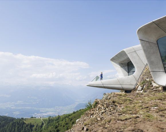 Messner Corones Dağ Müzesi - Zaha Hadid