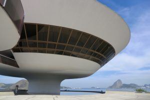 Niteroi Çağdaş Sanat Müzesi - Oscar Niemeyer