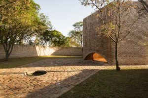 Capilla San Bernardo / Nicolás Campodonico