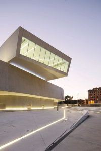 MAXXI Müzesi / Zaha Hadid