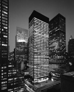 Seagram Binası - Ludwig Mies van der Rohe