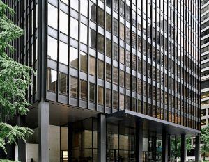 Seagram Binası - Ludwig Mies van der Rohe