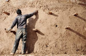 Mülteci Çocuklar için 100 Derslik - Emergency Architecture & Human Rights