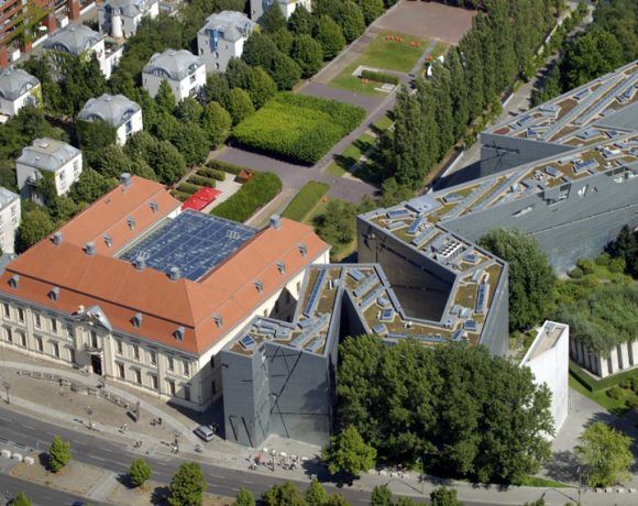 Berlin Yahudi Müzesi - Daniel Libeskind