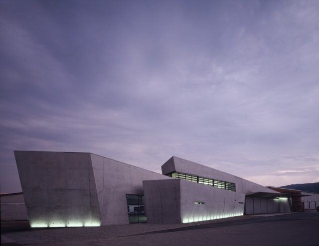 Vitra İtfaiye İstasyonu / Zaha Hadid