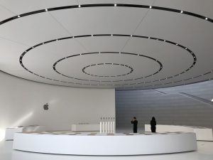 Steve Jobs Tiyatrosu / Foster + Partners