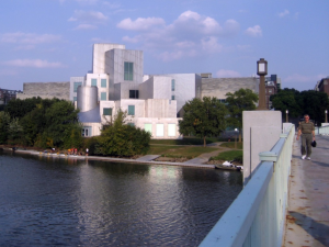 Iowa Yüksek Teknoloji Laboratuvarı - Frank Gehry