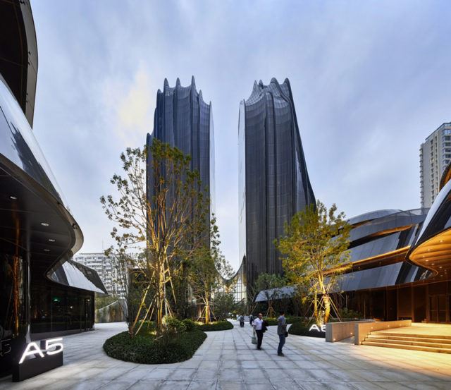 Chaoyang Park Plaza / MAD Architects