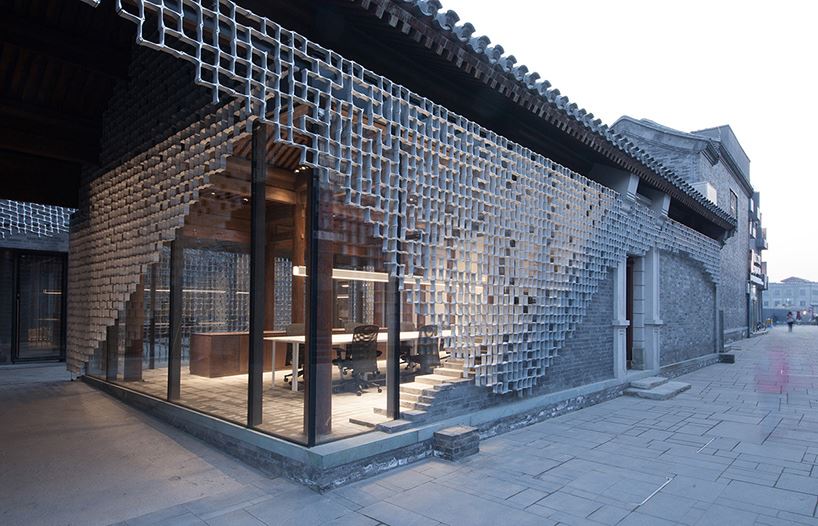 Yapboz Cephe / Kengo Kuma