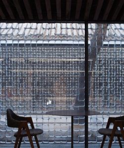 Yapboz Cephe / Kengo Kuma