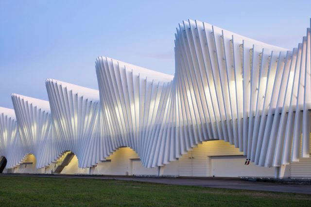 Mediopadana Tren İstasyonu / Santiago Calatrava