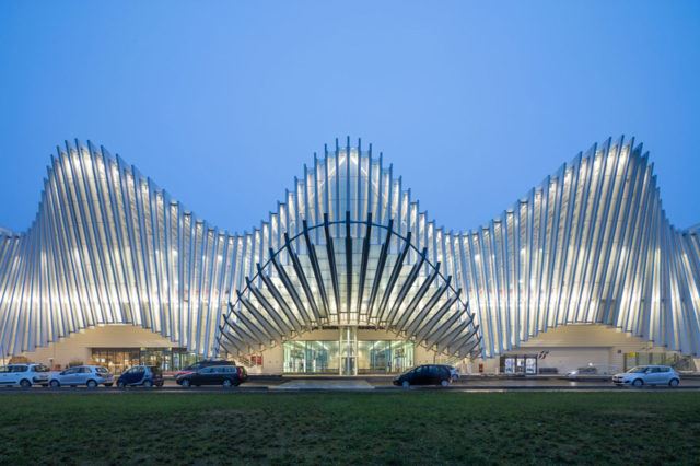 Mediopadana Tren İstasyonu / Santiago Calatrava