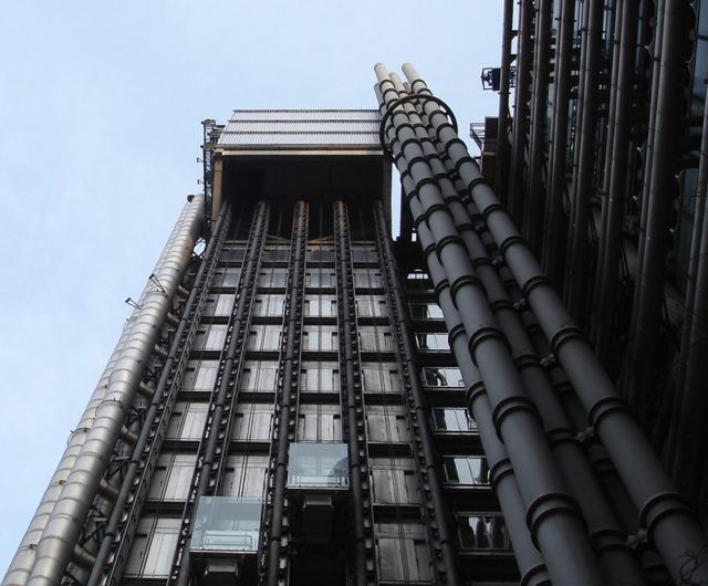 Lloyd's of London Binası / Ricard Rogers ve Renzo Piano