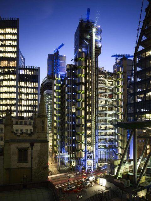 Lloyd's of London Binası / Ricard Rogers ve Renzo Piano