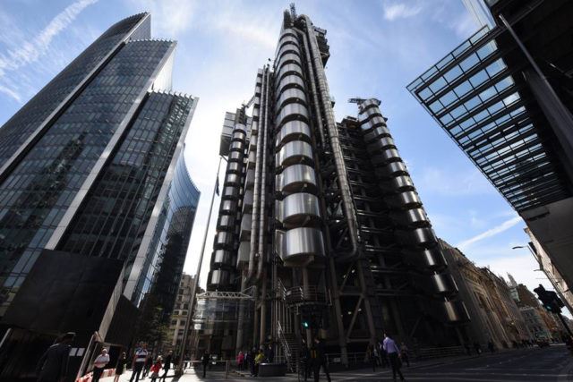 Lloyd's of London Binası / Ricard Rogers ve Renzo Piano