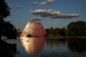 Mastaba Londra - Christo ve Jeanne- Claude