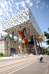 Sharp Tasarım Merkezi / Will Alsop