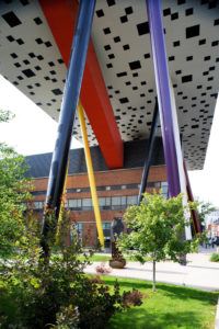 Sharp Tasarım Merkezi / Will Alsop