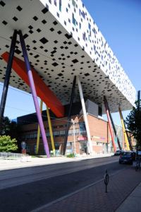 Sharp Tasarım Merkezi / Will Alsop