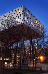 Sharp Tasarım Merkezi / Will Alsop