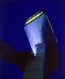 Bergisel Atlama Kulesi - Zaha Hadid Architects