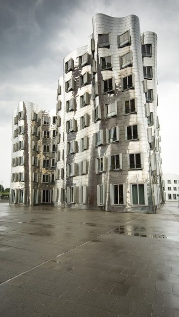 Der Neue Zollhof - Frank Gehry