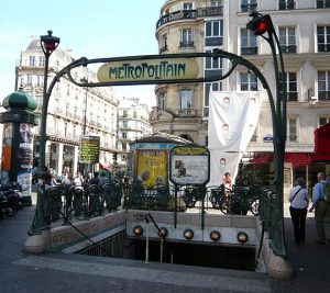 Paris Metro Girişleri - Etienne Marcel girişi