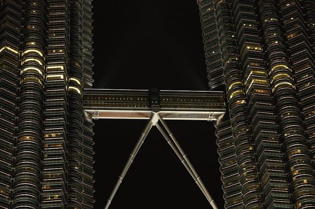 Petronas İkiz Kuleleri - Cesar Pelli