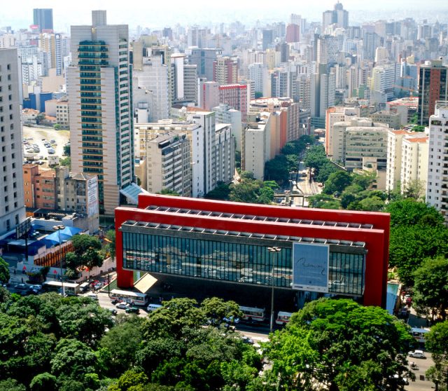 Sao Paulo Sanat Müzesi - Lina Bo Bardi
