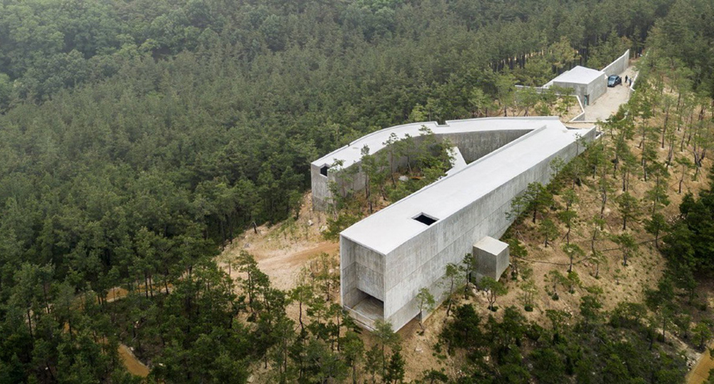 Saya Park - Alvaro Siza, Carlos Castanheira