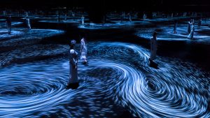 Moving Creates Vorticles Create Movement / TeamLab
