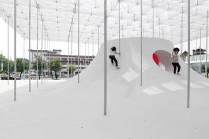 Floating Pavilion / Shen Ting Tseng