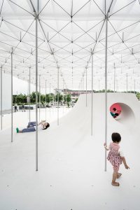 Floating Pavilion / Shen Ting Tseng