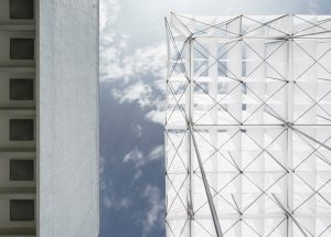 Floating Pavilion / Shen Ting Tseng