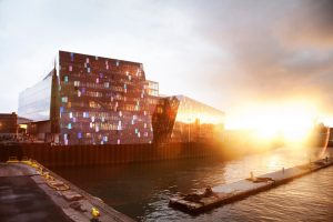 Harpa Konser Salonu ve Konferans Merkezi - Henning Larsen Architects & Olafur Eliasson