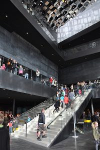 Harpa Konser Salonu ve Konferans Merkezi - Henning Larsen Architects & Olafur Eliasson