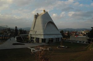 Saint-Pierre Kilisesi / Le Corbusier