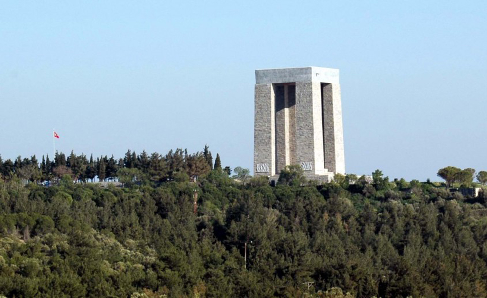 Çanakkale Şehitleri Anıtı / Feridun Kip, Doğan Erginbaş, İsmail Utkular