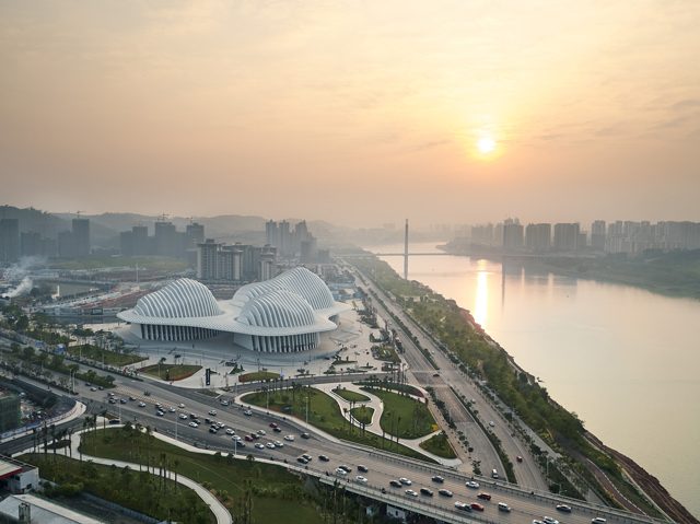 Guangxi Kültür ve Sanat Merkezi / gmp Architekten