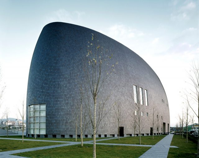 Nara Centennial Hall / Arata Isozaki