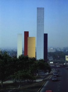 Torres de Satelite / Luis Barragan, Mathias Goeritz