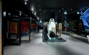 Vakko Moda ve Power Medya Merkezi / REX