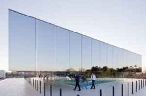 Vakko Moda ve Power Medya Merkezi / REX