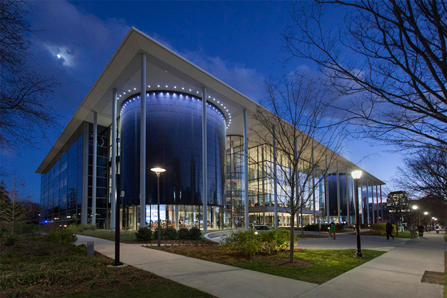 Evans Hall / Foster + Partners