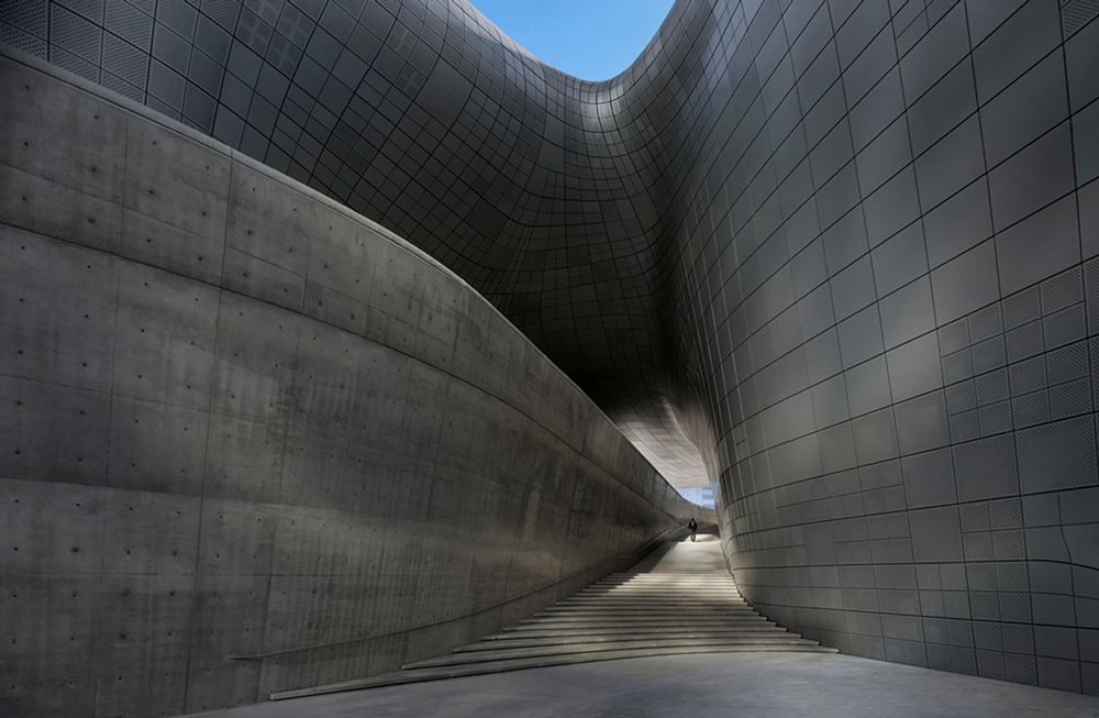 Dongdaemun Design Plaza / Zaha Hadid