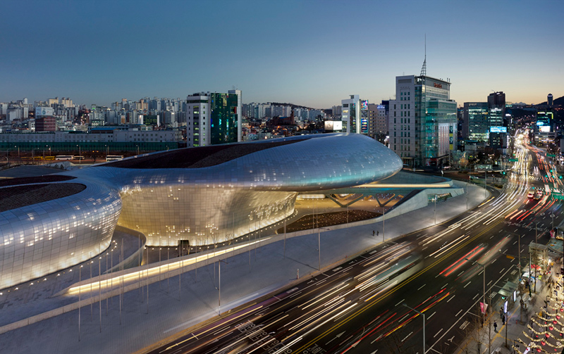 Dongdaemun Design Plaza / Zaha Hadid