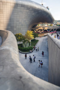 Dongdaemun Design Plaza / Zaha Hadid