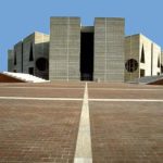 Bangladeş Ulusal Meclis Binası / Louis Kahn