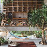 Bali'de Brütalist Bir Tropik Ev / Patisandhika + Dan Mitchell