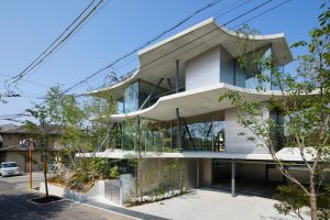 Ground House / Tomohiro Hata